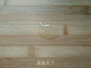 葱油饼的做法步骤：4
