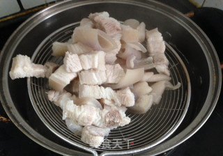 土豆豆角炖五花肉的做法步骤：4