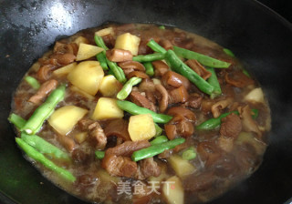 土豆豆角炖五花肉的做法步骤：14