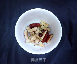 燕麦红枣养颜豆浆的做法步骤：2