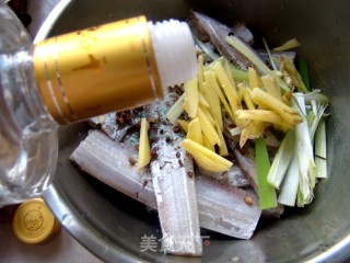 煎蒸带鱼的做法步骤：1