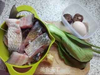 清汤鱼圆的做法步骤：1