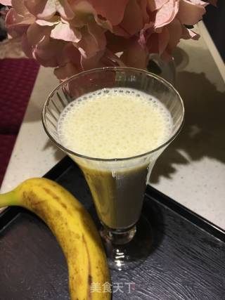 香蕉奶昔的做法步骤：6