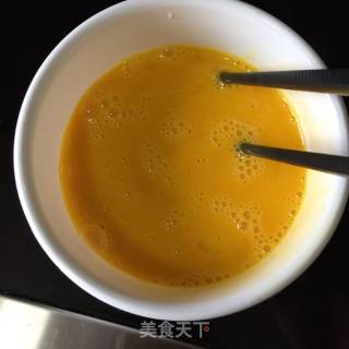青菜炒年糕的做法步骤：2