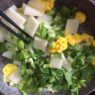 青菜炒年糕的做法步骤：4
