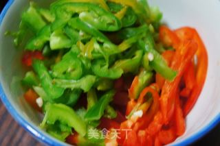 酸辣黑木耳的做法步骤：3