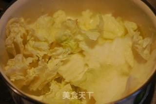 木耳炒白菜片的做法步骤：1