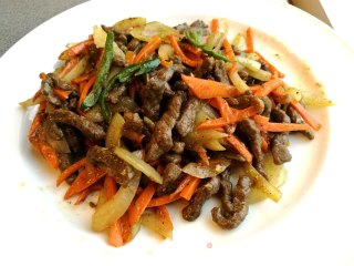 黑椒牛柳的做法步骤：11