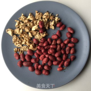 花生核桃露的做法步骤：1