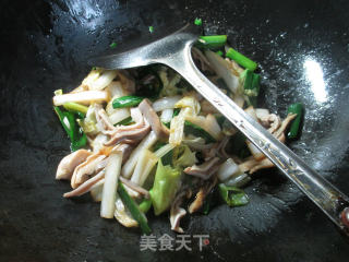 大蒜猪肚炒白菜的做法步骤：7