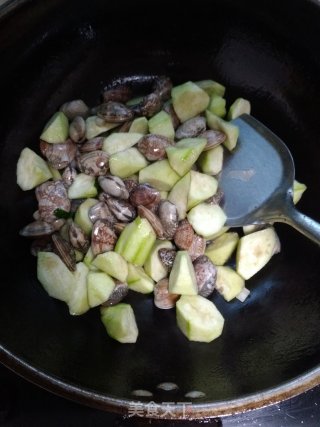 丝瓜炒花蛤的做法步骤：5