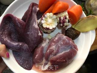 鸡骨草煲猪橫脷的做法步骤：2