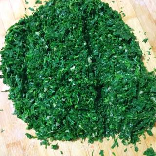 荠菜猪肉蒸包的做法步骤：6