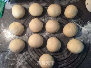 匈牙利培根面包的做法步骤：6