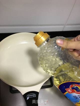 水煎包的做法步骤：1