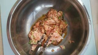 青萝卜蒸肉卷的做法步骤：4