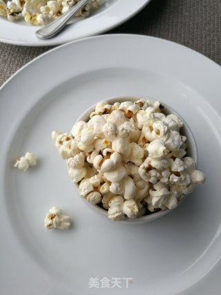 自制小零食——焦糖爆米花（平底锅版）的做法步骤：9