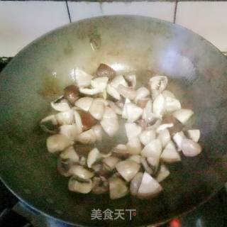 蚝油双菇的做法步骤：3