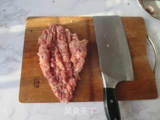 香椿春卷的做法步骤：3