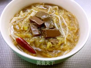 酸菜鸭血粉条汤的做法步骤：11