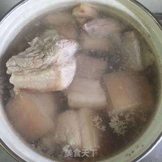 ～东坡肉的做法步骤：2