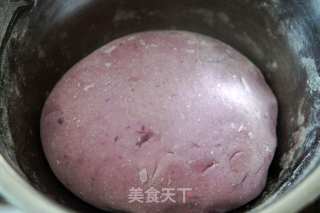 双色花卷的做法步骤：1