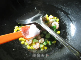 炒虾仁的做法步骤：6