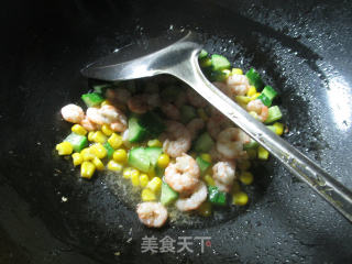 炒虾仁的做法步骤：7