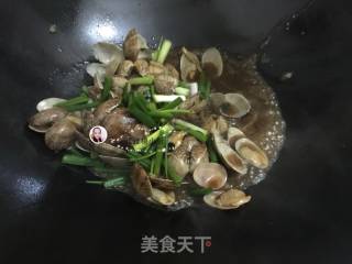 酱鼓炒花甲王的做法步骤：11