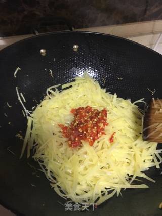 剁椒洋芋的做法步骤：6