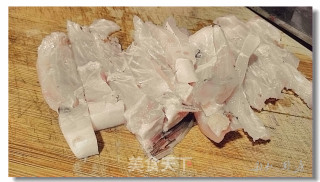 回锅鱼腹的做法步骤：2