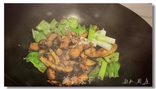回锅鱼腹的做法步骤：13