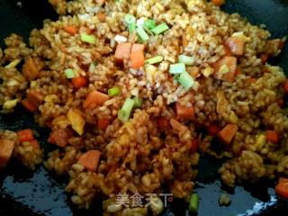 酱油炒饭的做法步骤：7