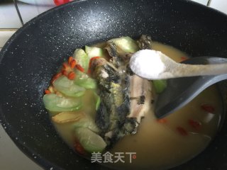 昂刺鱼丝瓜汤的做法步骤：10