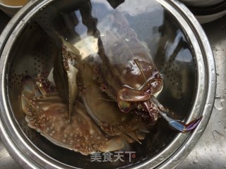 咖喱梭子蟹的做法步骤：1