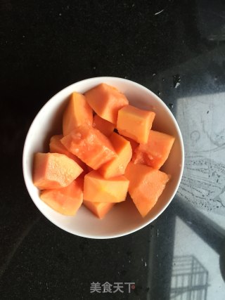 银耳木瓜美容羹的做法步骤：3
