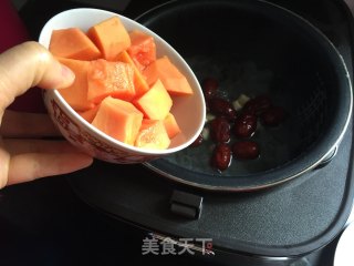 银耳木瓜美容羹的做法步骤：6