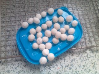 红豆圆子糖水的做法步骤：7