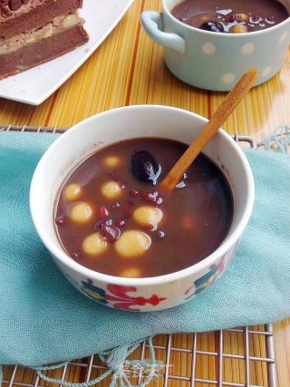 红豆圆子糖水的做法步骤：9