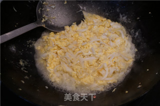 鸡蛋韭香炒银鱼的做法步骤：9
