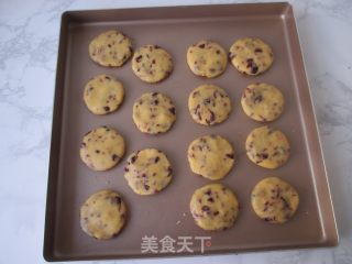 蔓越莓奶香酥饼的做法步骤：9