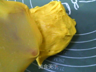 椰蓉芒果面包的做法步骤：4
