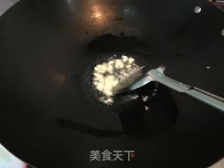 鸡蛋炒蟹的做法步骤：2