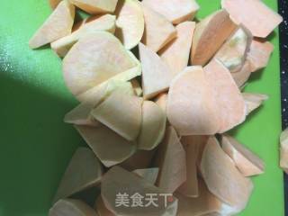 拔丝红薯的做法步骤：1
