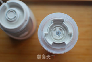 鲜橙胡萝卜汁，健康饮品的做法步骤：6
