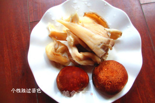 菌汤面的做法步骤：1