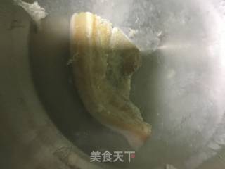 小炒回锅肉的做法步骤：1