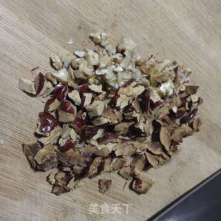 大枣核桃马芬蛋糕的做法步骤：1