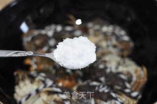 油焖河蟹的做法步骤：6