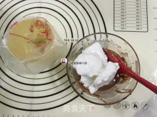 戚风拉花杯子蛋糕的做法步骤：12